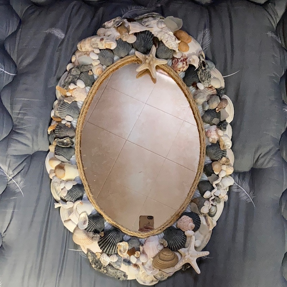 Seashell mirror